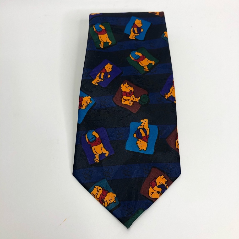 Pooh Disney Men’s Necktie